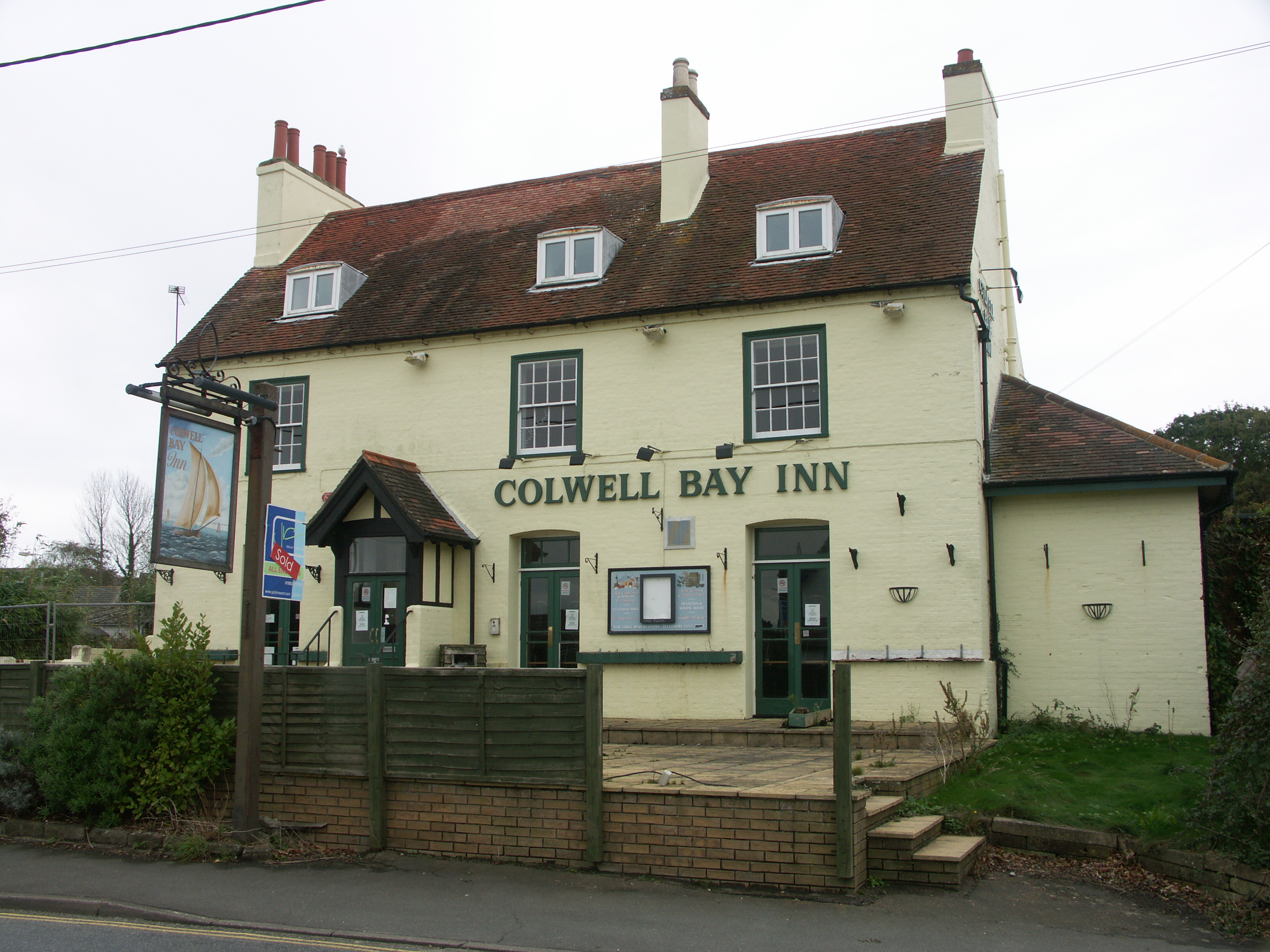 Colwell_Bay_Inn.jpg