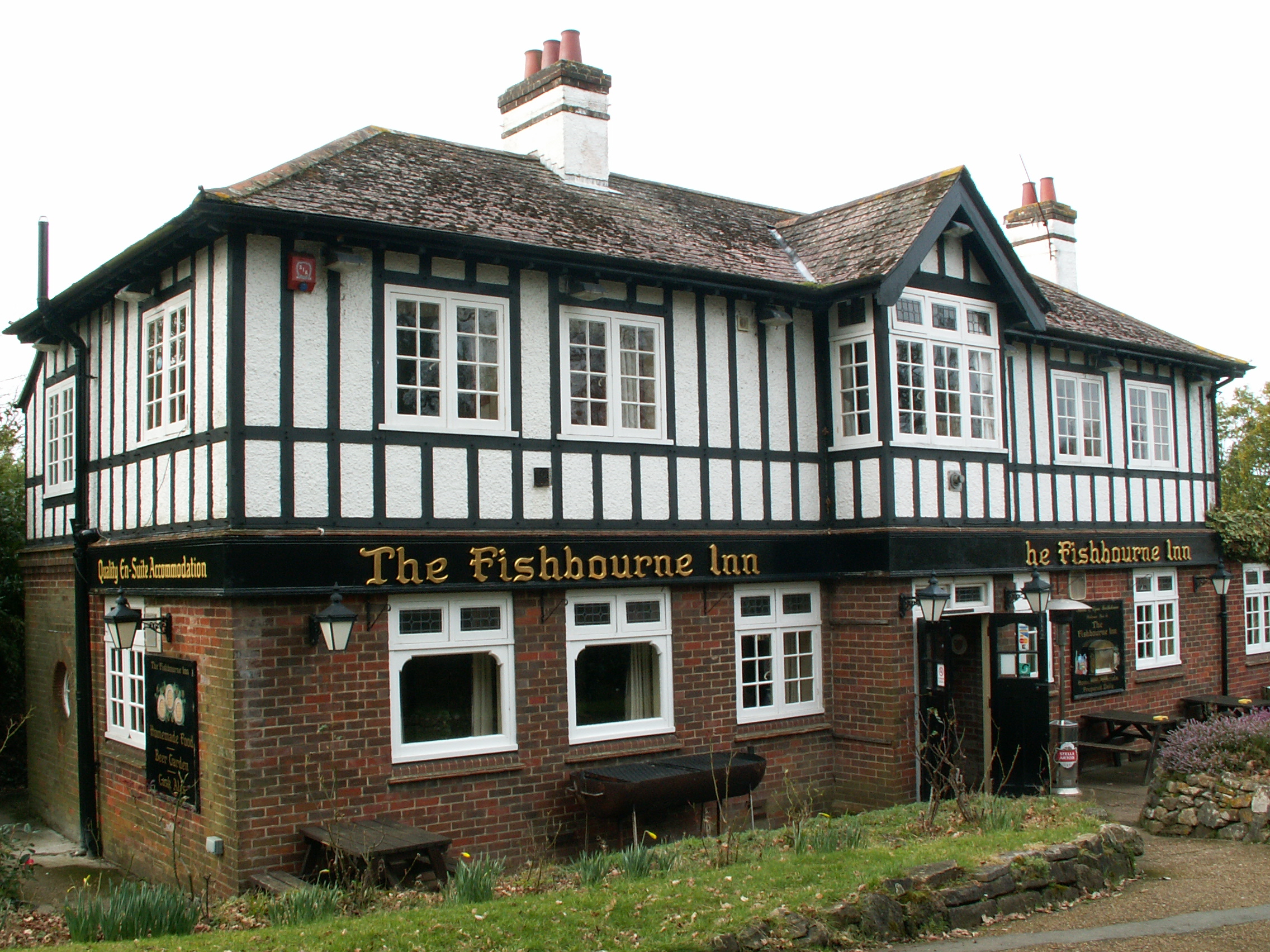Fishbourne_Inn.jpg